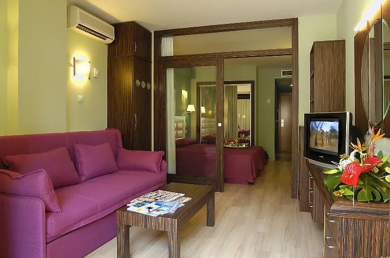 Evenia Olympic Suites Lloret de Mar Hotel